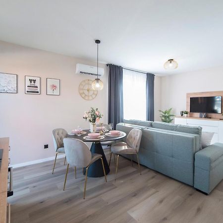 Apartment Lemm 500M From The Arena 자그레브 외부 사진